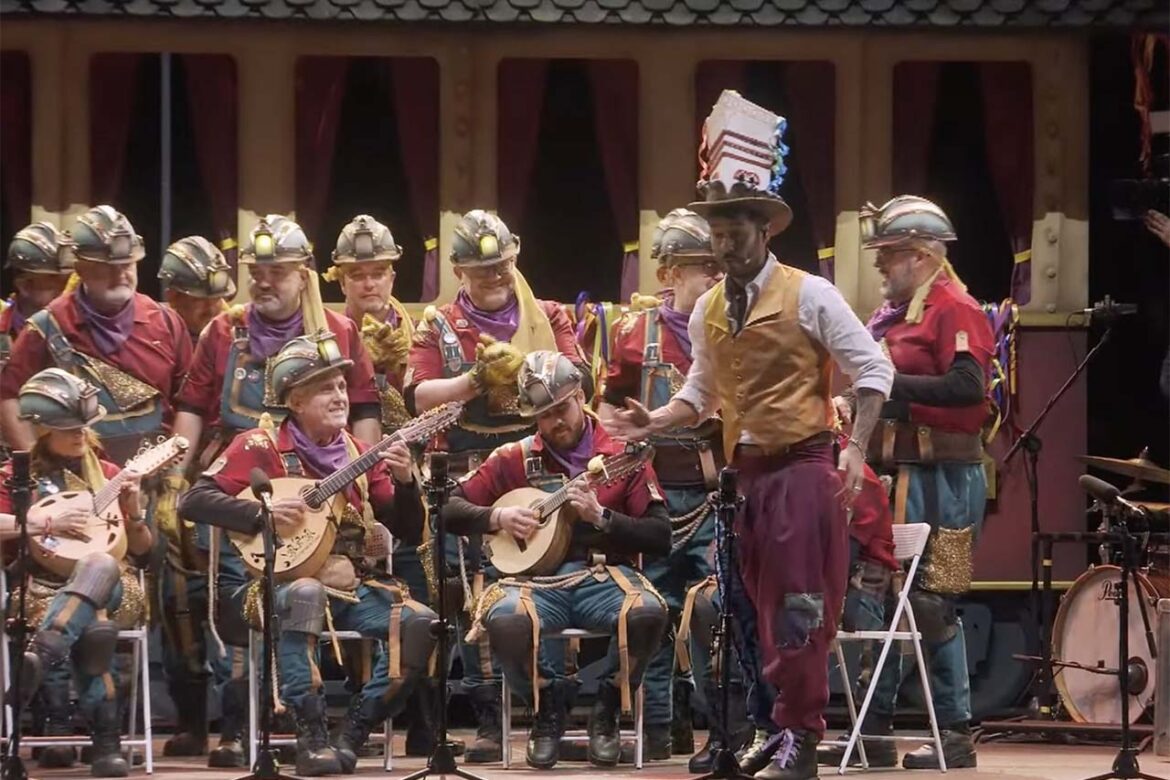 Pregón del Carnaval de Cádiz a cargo de Antoñito Molina